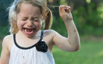 Como acabar com o chilique de um filho com uma pergunta