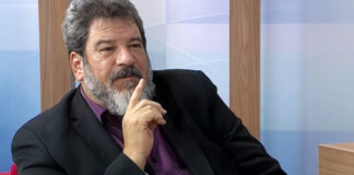 “A primeira regra de toda casa deveria ser: é proibido resmungar!” por Mario Sergio Cortella