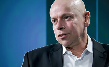 “Aquele que mais lambe o patrão é o mais agressivo com a faxineira” por Leandro Karnal