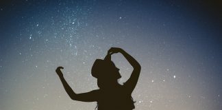 Ame-se o bastante para seguir em frente quando for deixado para trás