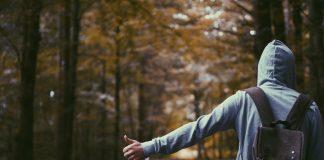 Não fique tentando agradar quem não gosta de você