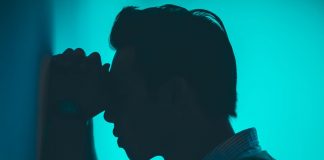 Existem várias maneiras de acabar com a própria vida sem morrer