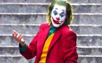 Coringa: “Sou só eu ou esta cidade está ficando cada vez mais louca?”