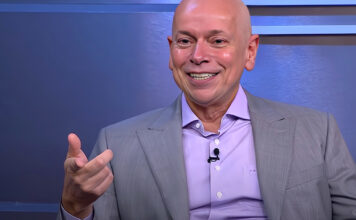 “Pare de postar felicidade falsa” por Leandro Karnal