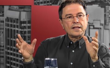 “Nos divorciamos pelos mesmos motivos que casamos, pois o romantismo não sustenta relação” por Ivan Capelatto