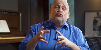 “O perseguidor de cenouras” por Clóvis de Barros Filho