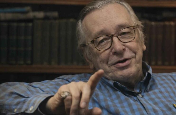 “Seja aquilo que você quer que seus filhos sejam” por Olavo de Carvalho