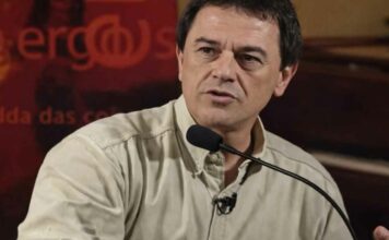 “Todo romântico é solitário” por Ivan Capelatto